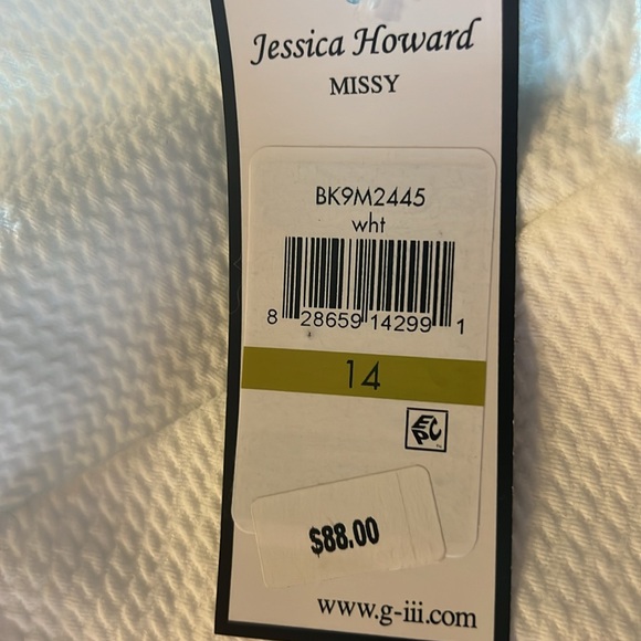 Brand: Jessica Howard
Cocktail dress. New with tags. - Picture 3 of 3